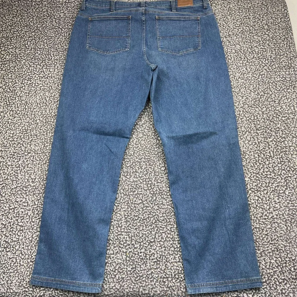 Kirkland Signature Jeans Men 42x32 Blue Straight Leg Stretch Denim Medium Wash
